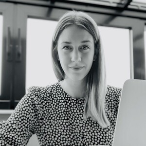 AlinaSchmalz-9f's avatar